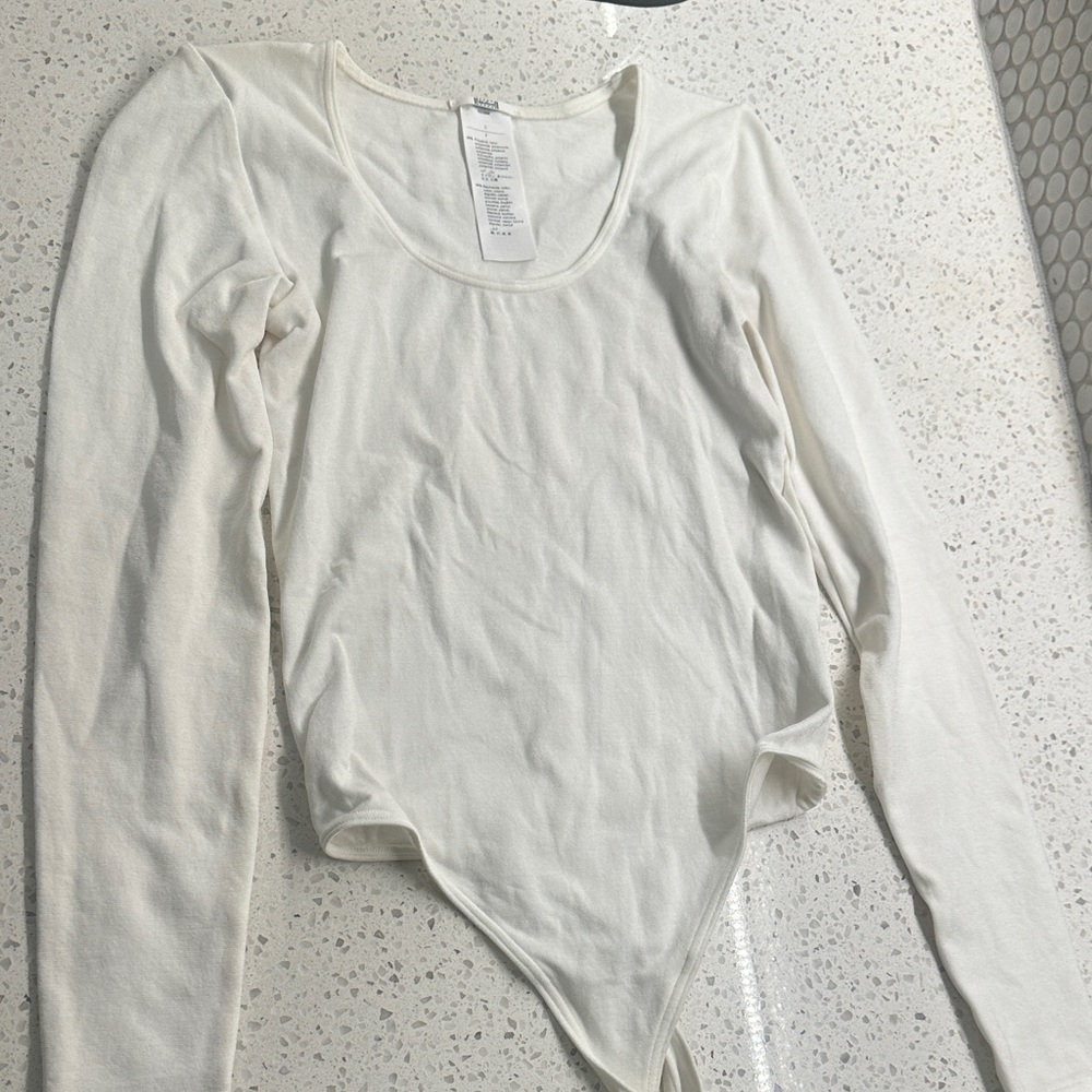 Wolford White Long-Sleeve Scoop Neck Bodysuit